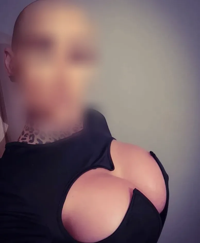 Ariadna, 35 años